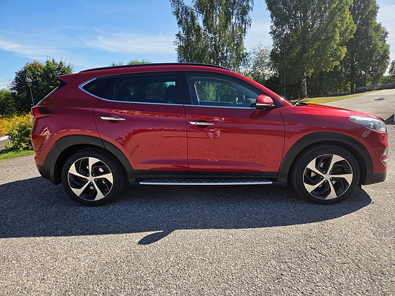 Hyundai Tucson 13 of 30