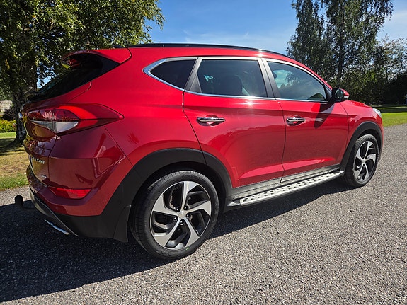 Hyundai Tucson 17 of 30