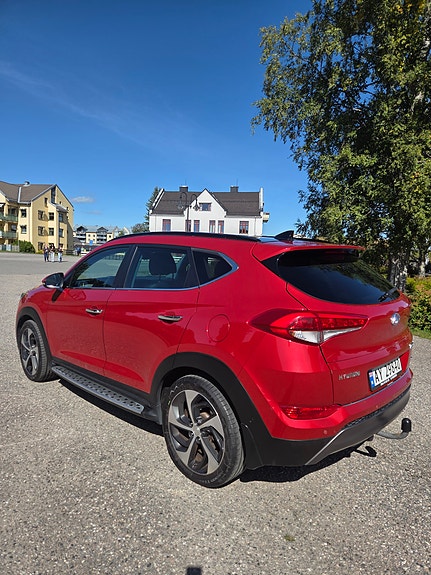Hyundai Tucson 7 of 30