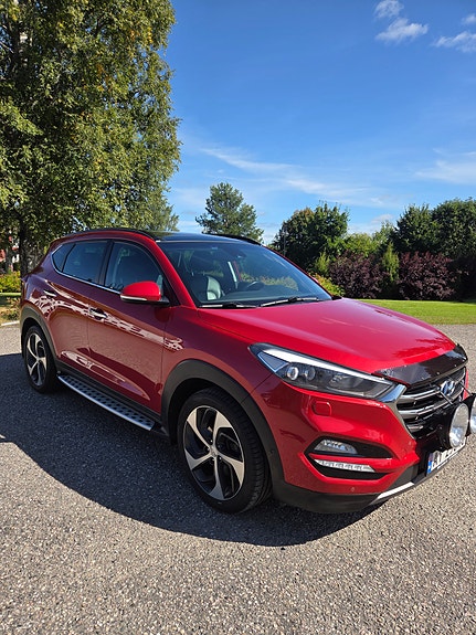 Hyundai Tucson 14 of 30