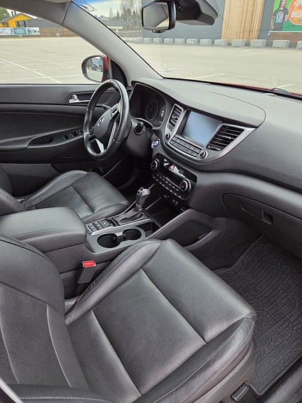 Hyundai Tucson 26 of 30