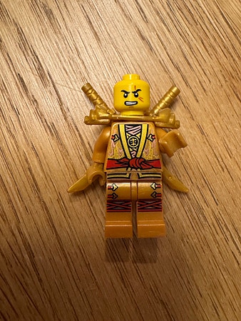 LEGO Ninjago minifigur Kai golden power