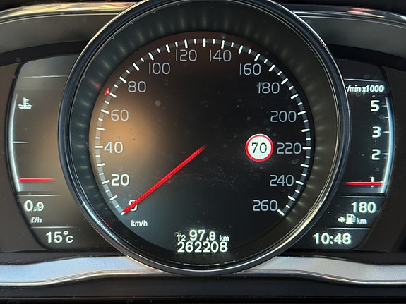 Volvo V70 14 of 23