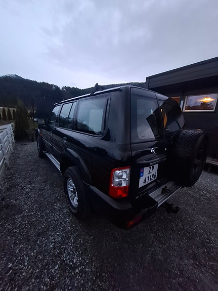 Nissan Patrol 10 of 10