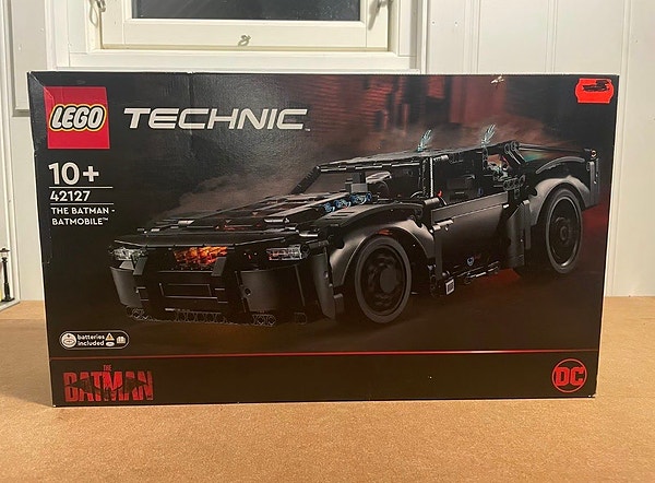 LEGO Technic 42127 Batmobile