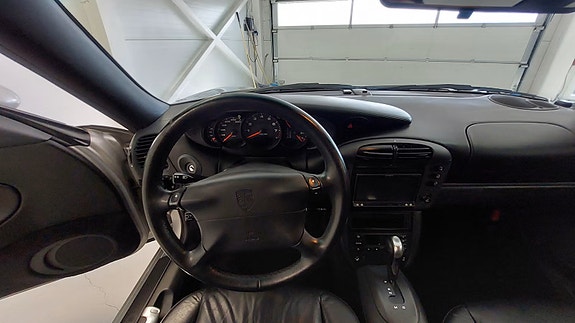 Porsche 911 14 of 27