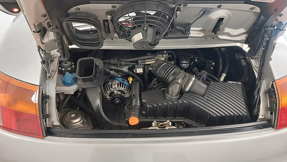Porsche 911 10 of 27