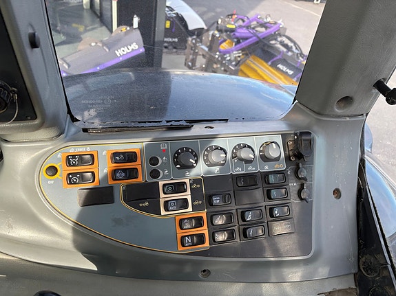 Valtra T202 Versu 2009, kr 460 000,-