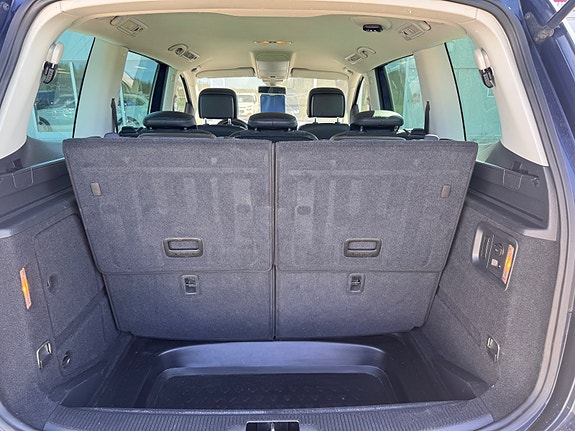 Volkswagen Sharan 22 of 22