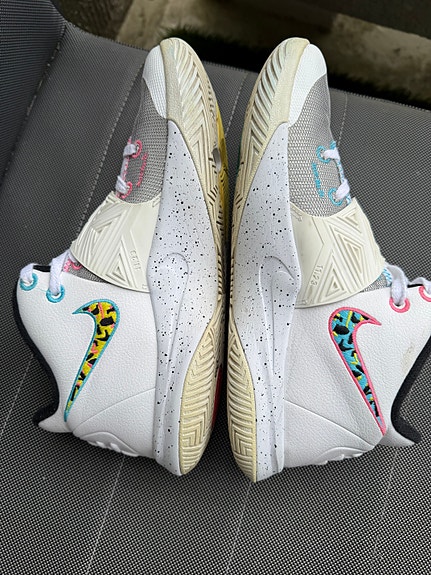 Product image 8 of 10