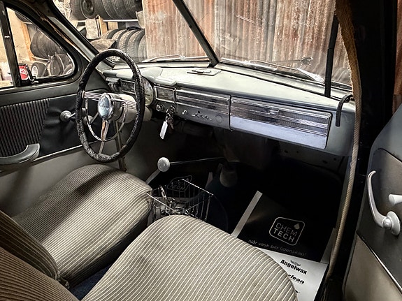 Volvo PV 28 of 30