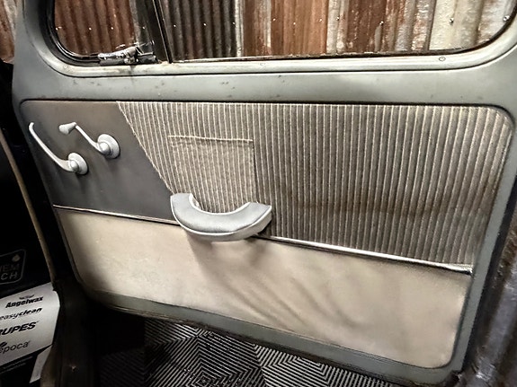 Volvo PV 29 of 30