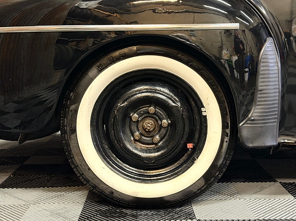 Volvo PV 6 of 30