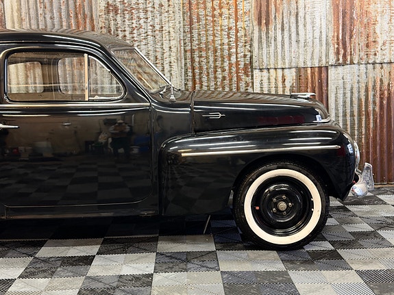 Volvo PV 4 of 30