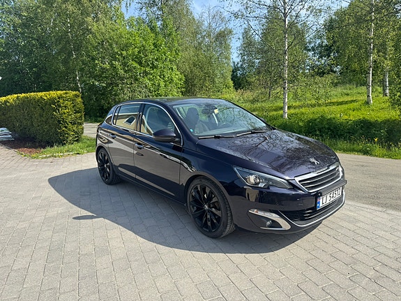 Peugeot 308 3 of 12
