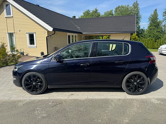 Peugeot 308 5 of 12