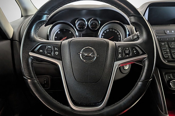 Opel Zafira Tourer 13 of 24