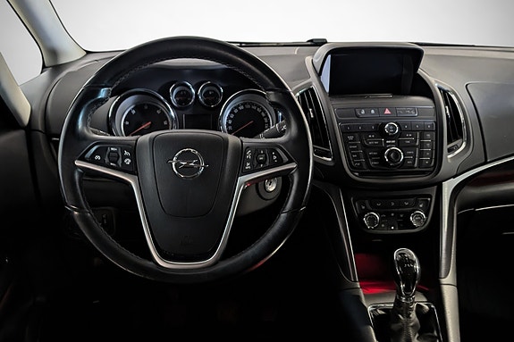 Opel Zafira Tourer 12 of 24