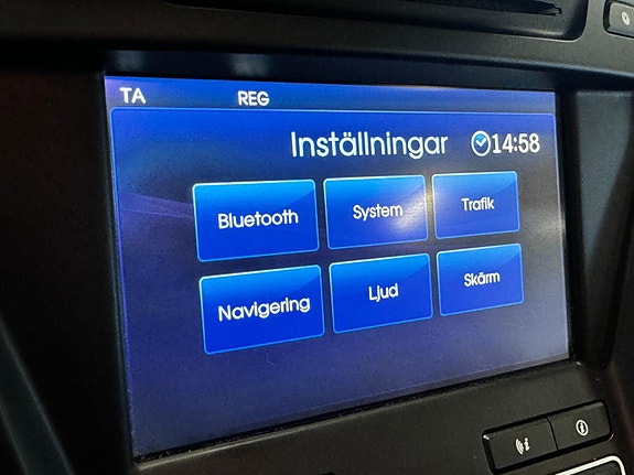 Hyundai Grand Santa Fe 26 of 29