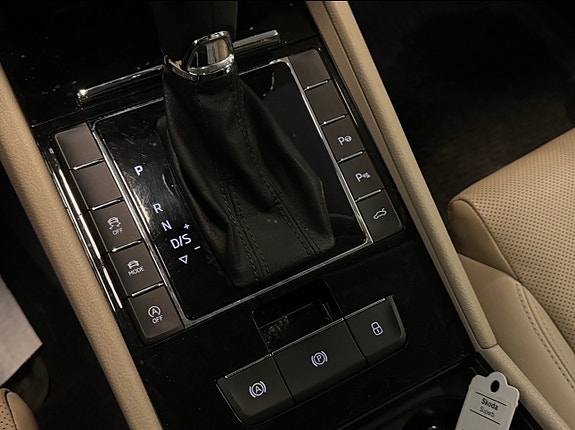 Skoda Superb 18 of 30