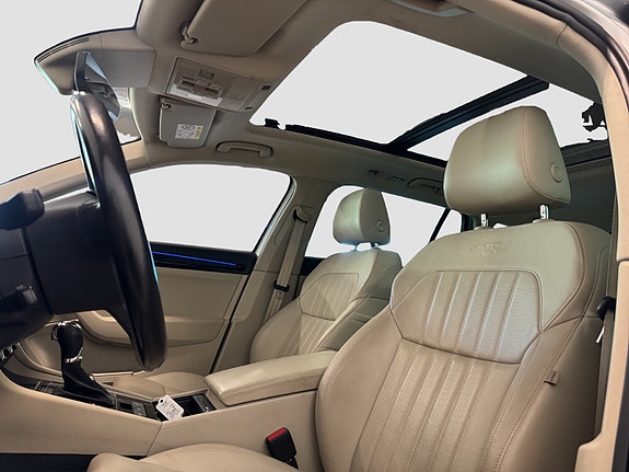 Skoda Superb 11 of 30