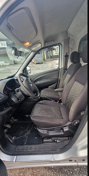 Opel Combo 8 of 10