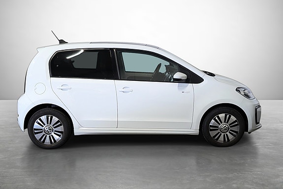 Volkswagen UP! 5 of 22