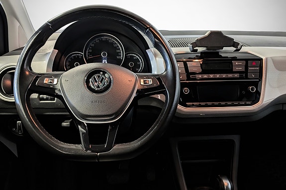 Volkswagen UP! 11 of 22