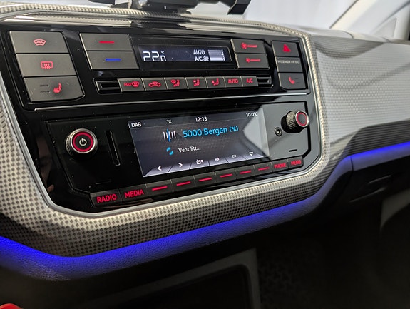 Volkswagen UP! 14 of 22