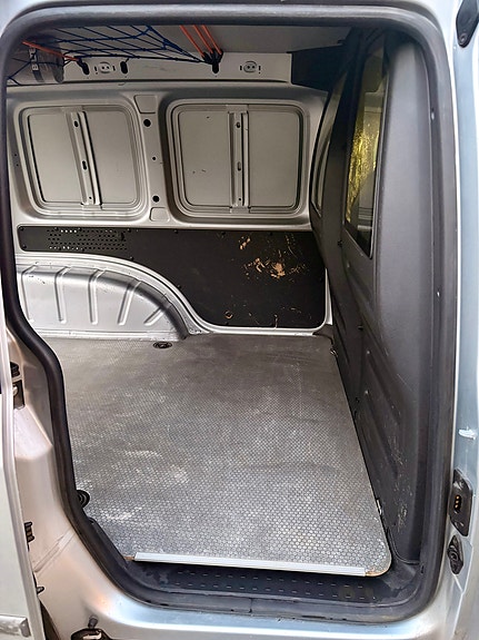 Volkswagen Caddy 7 of 18
