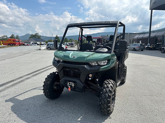 Can-Am Traxter HD9 XU 6 of 6