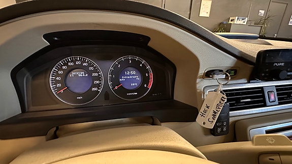 Volvo S80 26 of 30