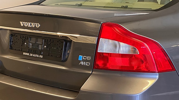 Volvo S80 7 of 30