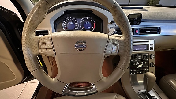 Volvo S80 25 of 30
