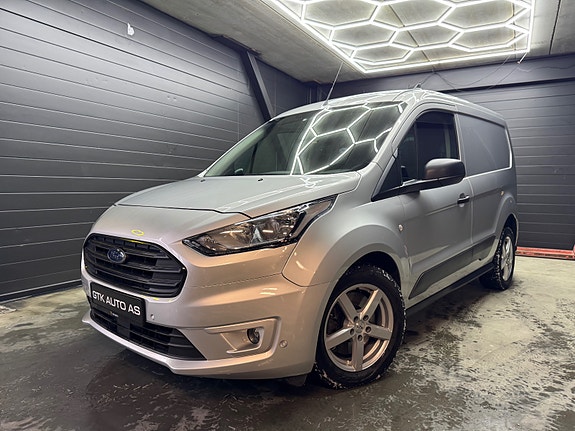 Ford Transit Connect 12 of 23