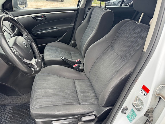 Suzuki Swift 8 of 13
