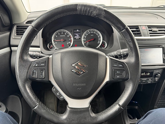 Suzuki Swift 10 of 13