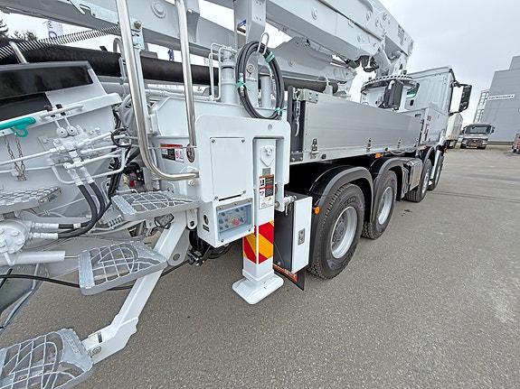 Mercedes-Benz Arocs 3248 Betong pumpe Everdigm ECP33ZX ubrukt 2025 modell 20 of 30