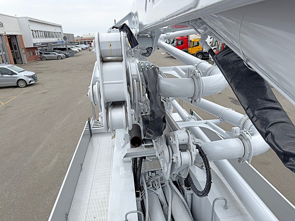 Mercedes-Benz Arocs 3248 Betong pumpe Everdigm ECP33ZX ubrukt 2025 modell 26 of 30