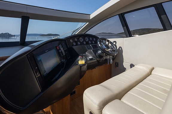 Sunseeker Predator 52 26 of 30