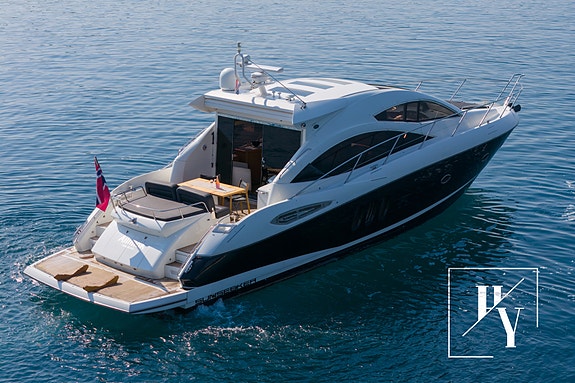 Sunseeker Predator 52