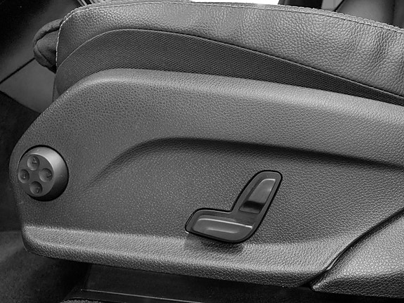 Mercedes-Benz GLC350 e 8 of 15