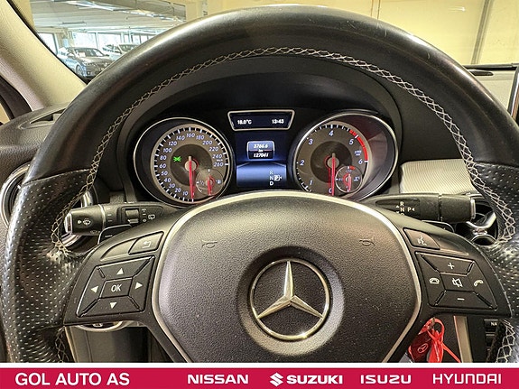 Mercedes-Benz GLA220 d 13 of 24