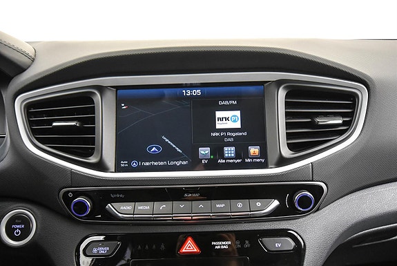 Jaguar XF 20 of 26