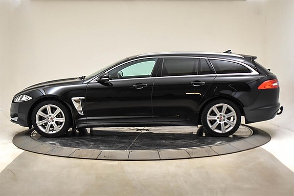 Jaguar XF 2 of 26