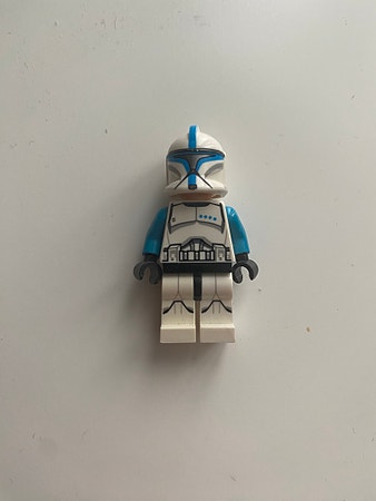 Lego Star Wars Phase 1 Clone Lieutenant Minifigure Sw0629 75085 Blue