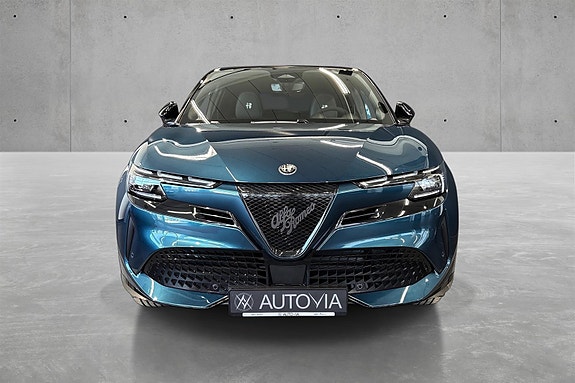 Alfa Romeo Junior 3 of 5