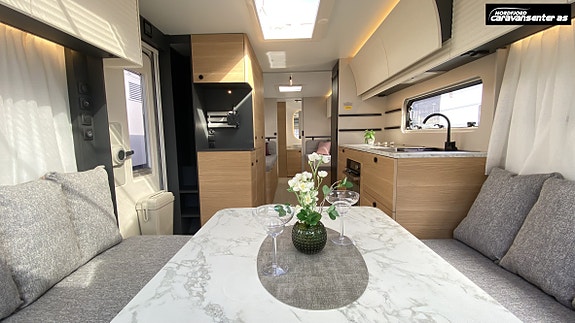 Adria ADORA 663 UT 19 of 30