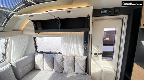 Adria ADORA 663 UT 13 of 30