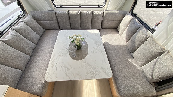 Adria ADORA 663 UT 11 of 30
